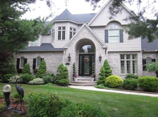 65 Cedar Woods Gln, West Springfield, MA 01089