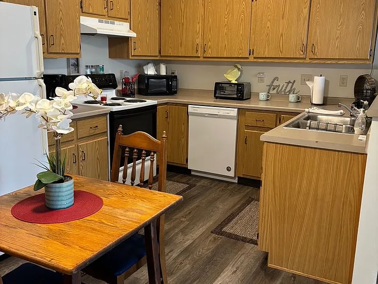 Ashbury Apartments-Appleton — Photo 18