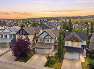 296 N Evansbrooke Way NW, Calgary, AB T3P1H2