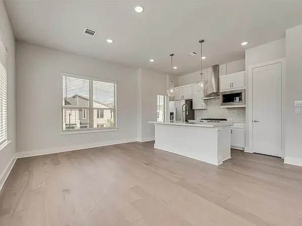 920 Ash Rd, Plano, TX 75075