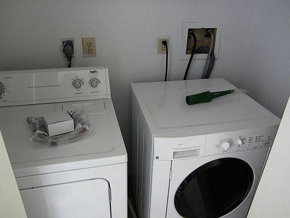 5th image of 7311 San Simeon Dr