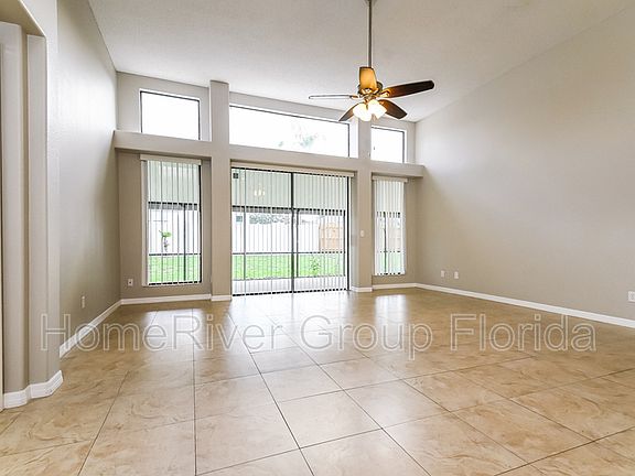 2nd image of 1914 Citrus Orchard Way