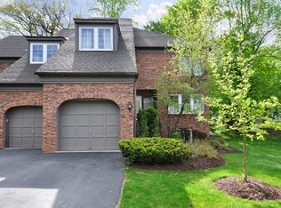 25 Old Mill Ln, Ardsley, NY 10502