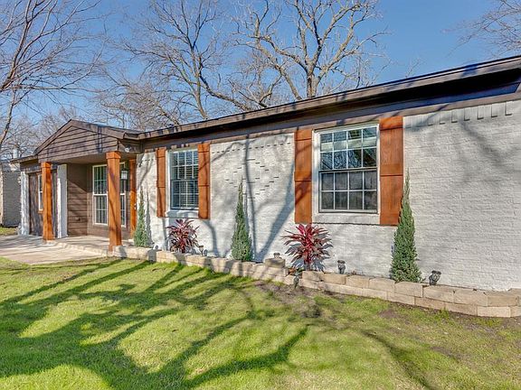 2nd image of 4836 Harper Dr