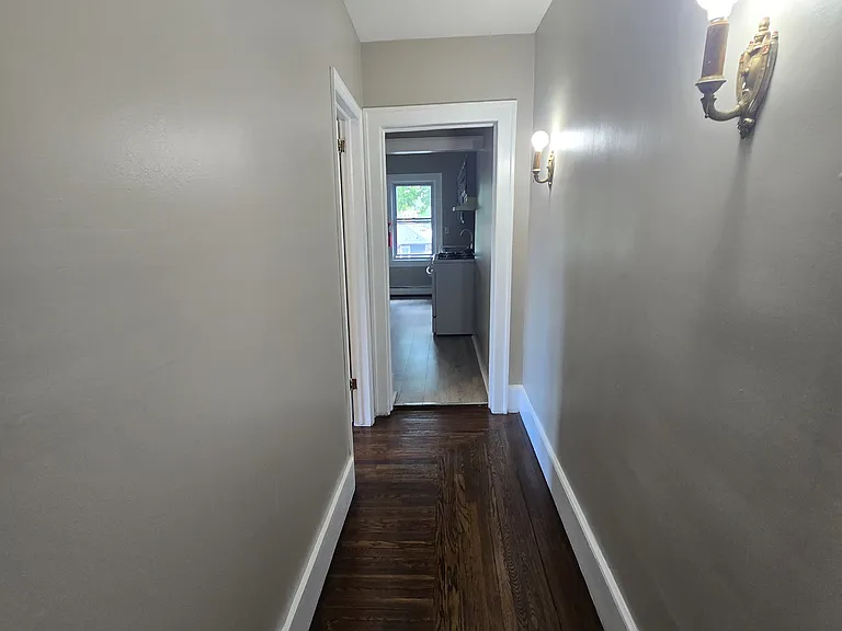 161 Wisner Ave #2L — Photo 10