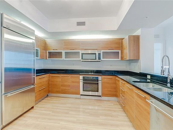 3rd image of 3000 Oasis Grand Blvd APT 2404
