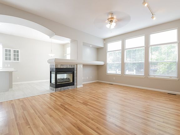 5th image of 5234 E 130th Ct