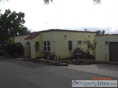2nd image of 4850 Marguerita Ln