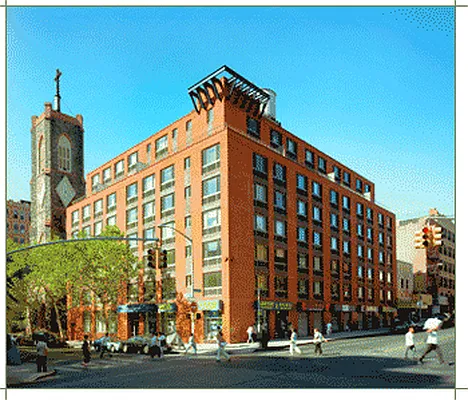 Rented by Lisa Management | media 41