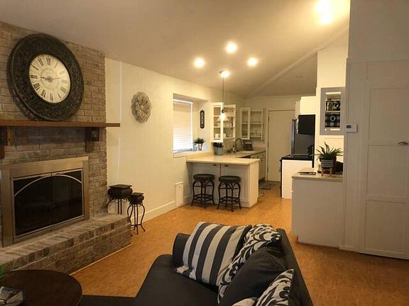 4th image of 713 Stafford Ct