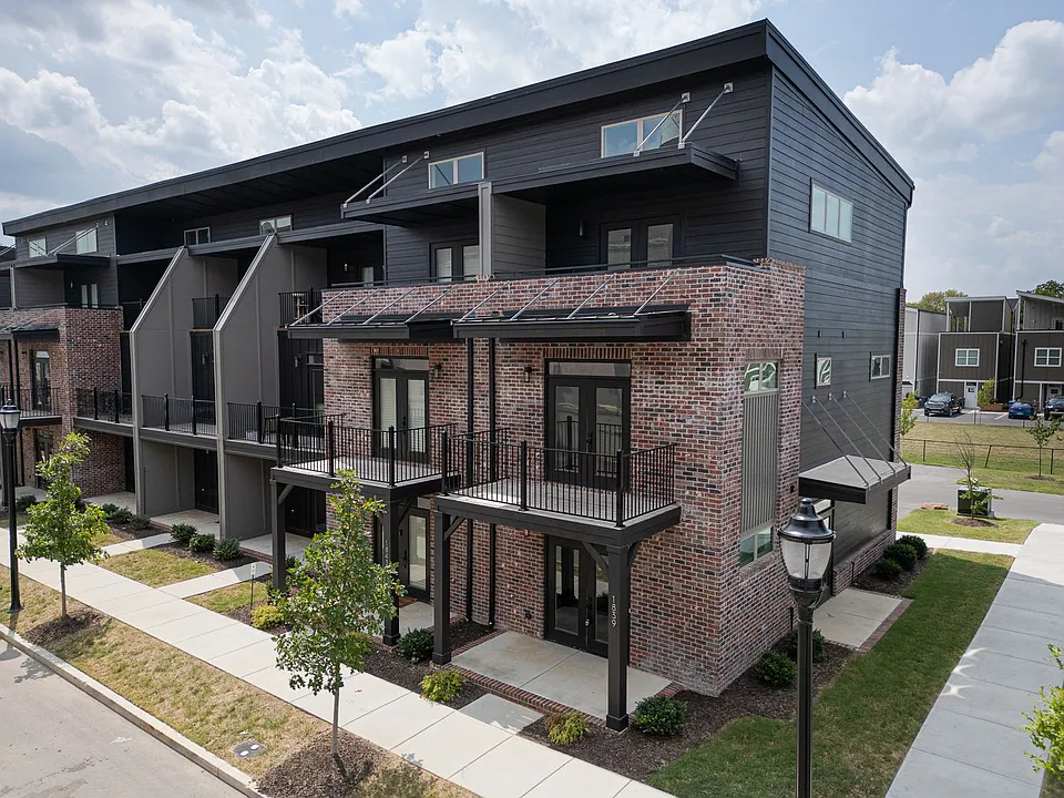 Slate Residences 2 Modern Multifamily Living in Chattanooga