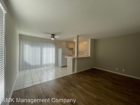 4th image of 1838 S Bundy Dr #38-2