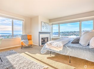 2253 Gilman Drive W #406, Seattle, WA