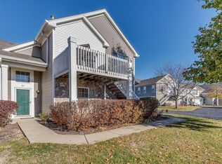 32 Johnson Ct #32, North Aurora, IL 60542