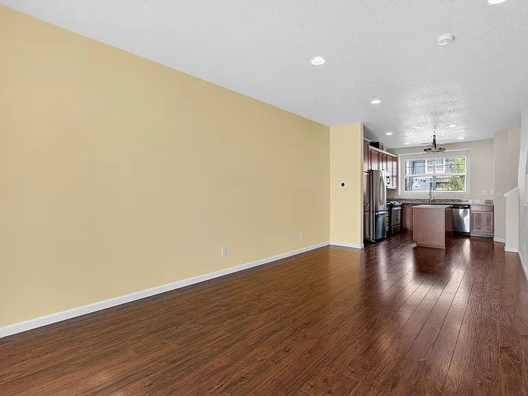10988 SW Sage Ter — Photo 5