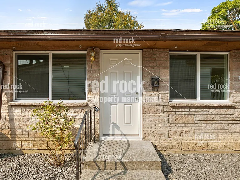 2422 E Diamond Ave #1 — Photo 14