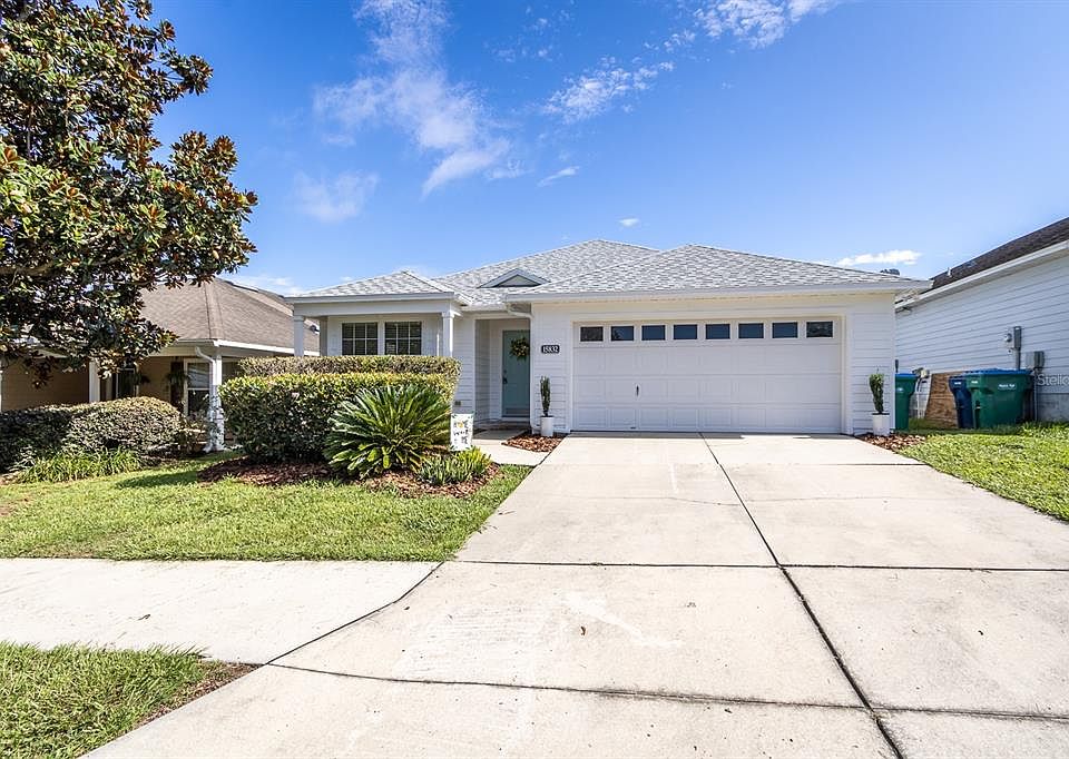 1st image of 15832 NW 122nd Ln