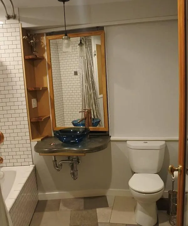 Bathroom mirror