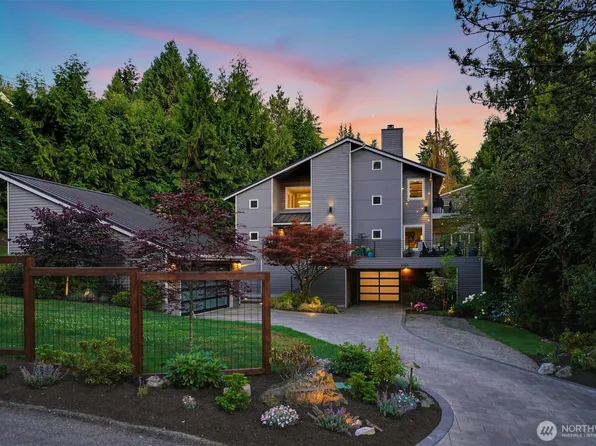 6065 NE 135th Street, Kirkland, WA 98034