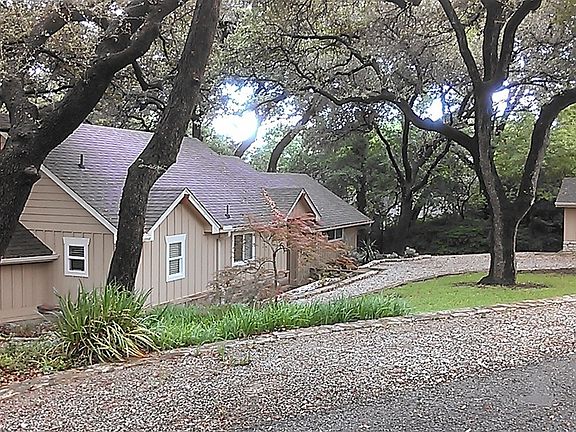 3rd image of 8025 Cahoba Dr