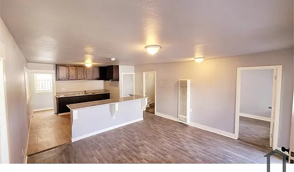 3815 S Saint Andrews Pl — Photo 1