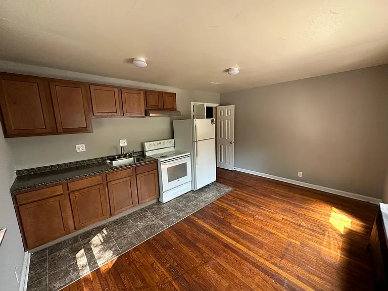 2921 Marshall Ave #3 — Photo 12