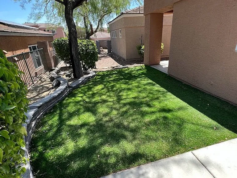 10628 Whitebrush Ave — Photo 11