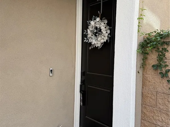 16064 Jamie Ln Unit 8, Fontana, CA 92336