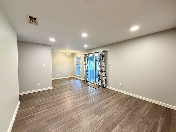 2nd image of 10615 Golden Quail Dr