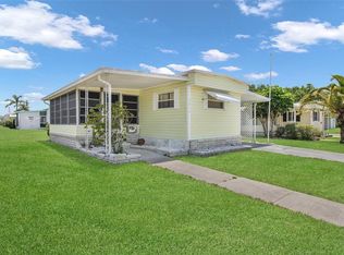 3210 Hampshire Dr, Holiday, FL 34690