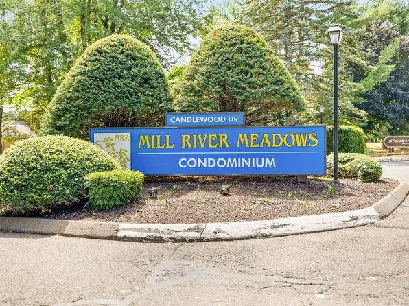 126 Candlewood Drive #126, South Windsor, CT 06074