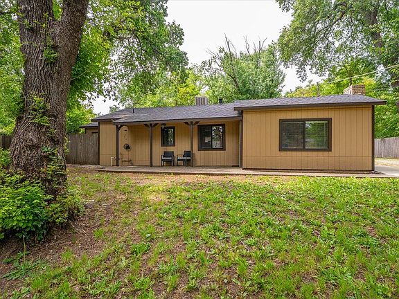4th image of 5750/5756 Wildwood Dr