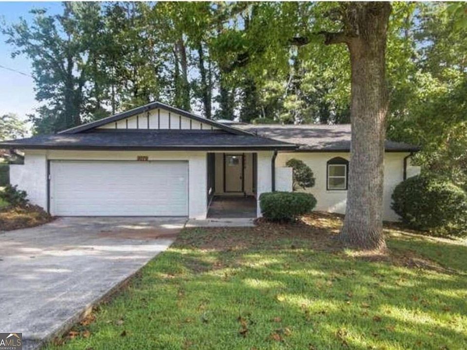 1st image of 3079 Valleydale Dr SW
