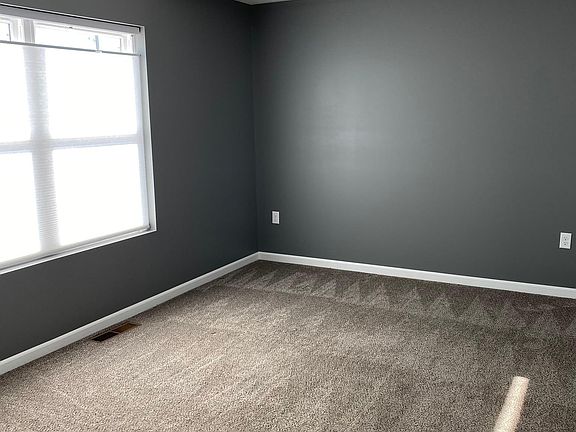 5th image of 204 Carey St