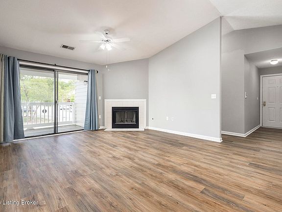 5th image of 410 Ethridge Ave Unit 207
