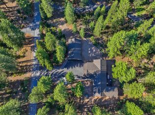 10847 Royal Crest Dr, Truckee, CA 96161