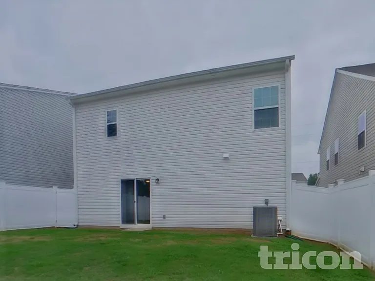 1423 Penrith Ct — Photo 25