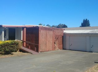 2420 Acacia Dr, Fortuna, CA 95540