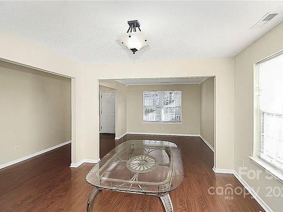 4th image of 2036 Speedwell Ct