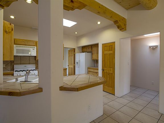 5th image of 2857 Pueblo Jacona