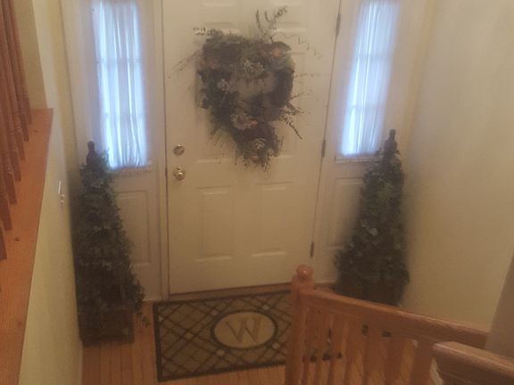 Front Entry Way