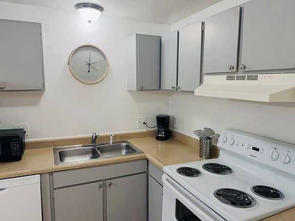 2nd image of 180 E 5460 S APT 24