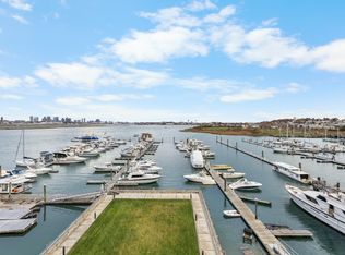 550 Pleasant St PENTHOUSE 506, Winthrop, MA 02152