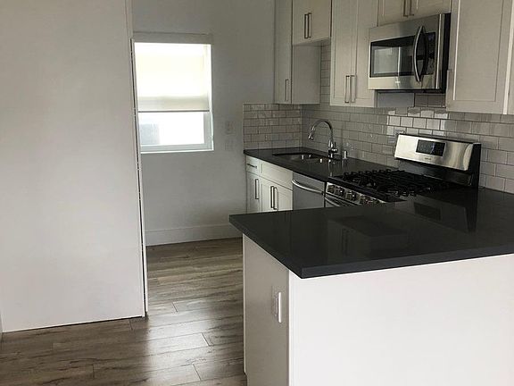 4th image of 1810 12th St #2X1-2850