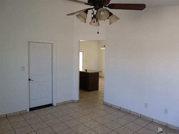 5th image of 204 N Rachel Dodge Ave