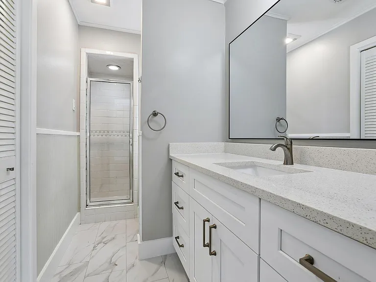 10903 Mellow Ln — Photo 18