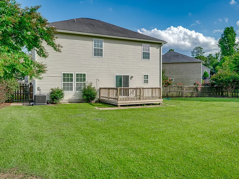 262 Whitton Ln — Photo 34