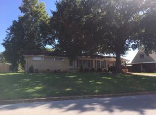 406 State St, Muscle Shoals, AL 35661