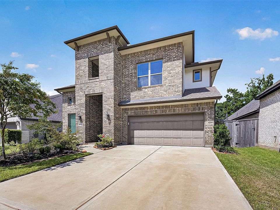 1st image of 800 Fall Rock Branch Dr