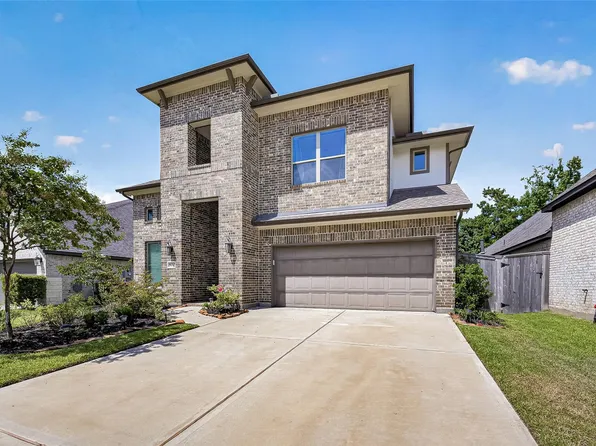 800 Fall Rock Branch Dr, Conroe, TX 77304